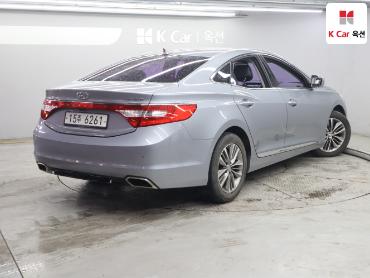 2015 - hyundai grandeur