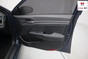 2016 - hyundai avante