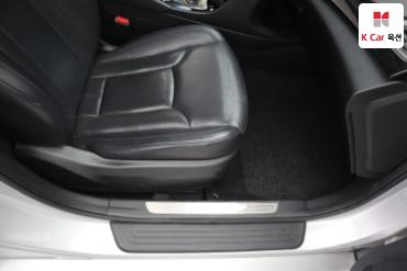 2011 - hyundai grandeur