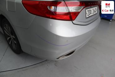 2011 - hyundai grandeur
