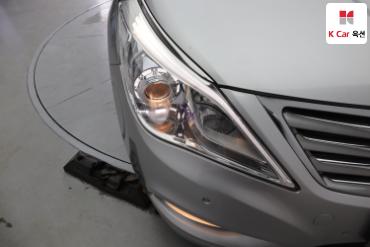 2011 - hyundai grandeur