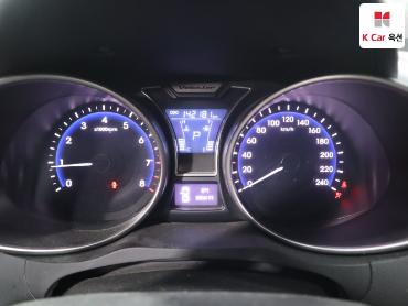 2012 - hyundai veloster