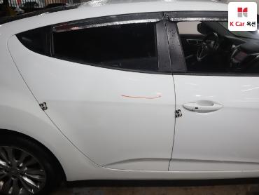 2012 - hyundai veloster