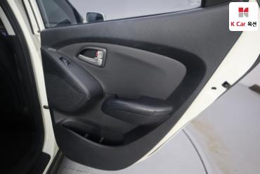 2010 - hyundai tucson