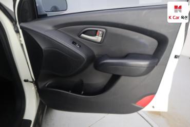 2010 - hyundai tucson