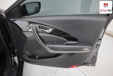 2011 - hyundai grandeur
