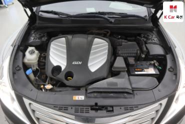 2011 - hyundai grandeur