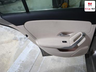 2020 - mercedes-benz a220