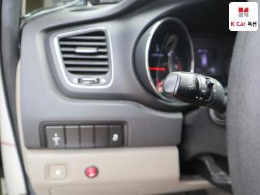 2019 - kia carnival