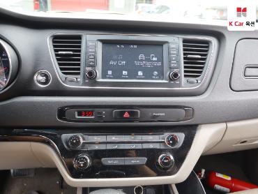2019 - kia carnival