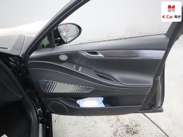 2023 - genesis g80
