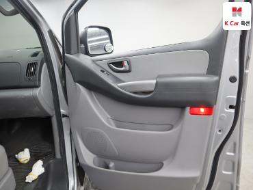 هيونداي Grand Starex 2021 — صورة 25