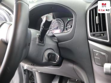 هيونداي Grand Starex 2021 — صورة 17
