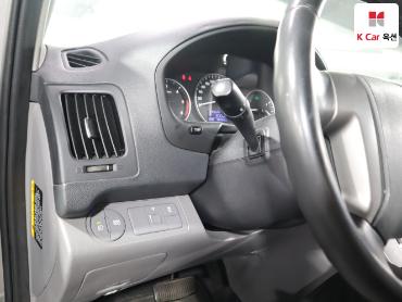 2021 - hyundai grand starex