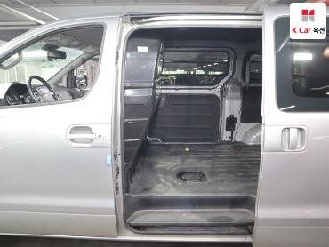 2021 - hyundai grand starex