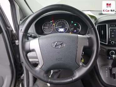 2021 - hyundai grand starex