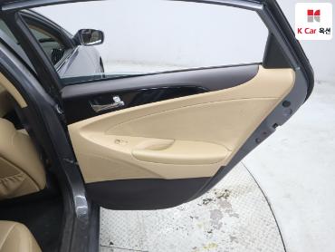 2010 - hyundai sonata