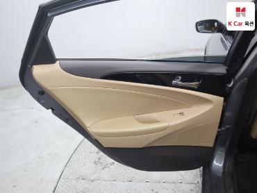 2010 - hyundai sonata