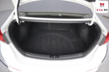 2016 - hyundai avante
