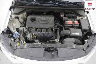 2016 - hyundai avante