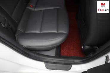 2017 - hyundai avante