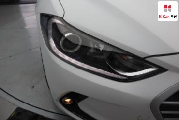 2017 - hyundai avante