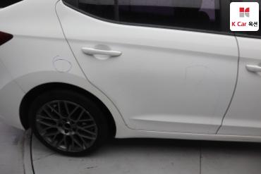 2017 - hyundai avante