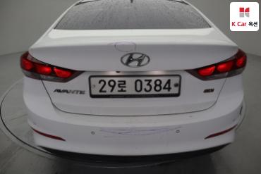 2017 - hyundai avante