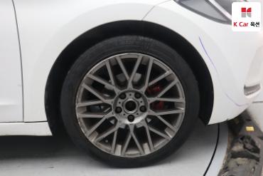 2017 - hyundai avante
