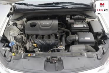 2017 - hyundai avante