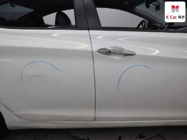 2011 - hyundai avante