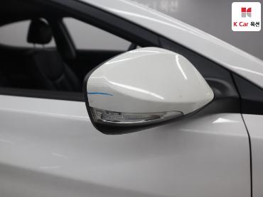 2011 - hyundai avante