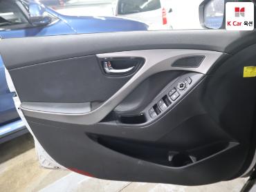 2011 - hyundai avante