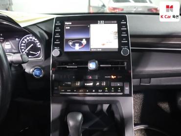 2019 - toyota avalon