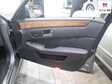 2012 - mercedes-benz e300