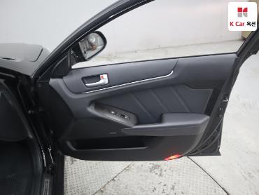 2012 - kia k7