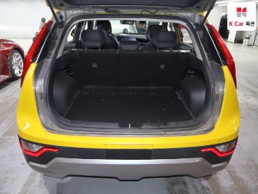 2022 - kia niro