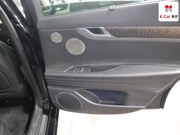 جينيسيس G80 2021 — صورة 31