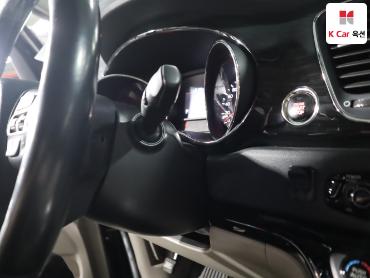2019 - kia carnival