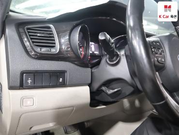 2019 - kia carnival