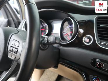 2020 - kia carnival