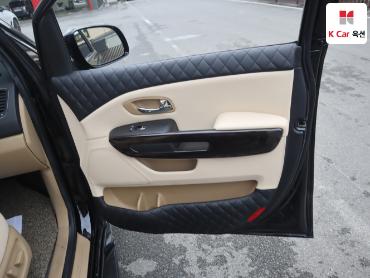 2020 - kia carnival
