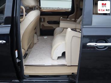 2020 - kia carnival