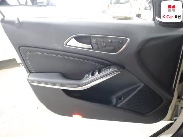 2017 - mercedes-benz gla200