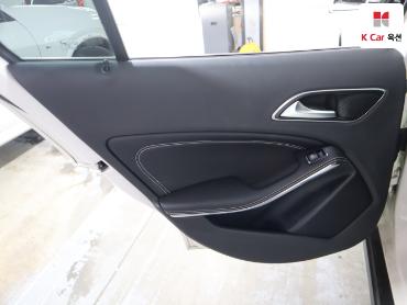 2017 - mercedes-benz gla200