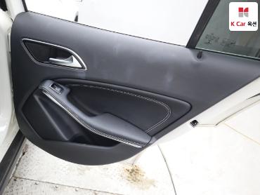 2017 - mercedes-benz gla200
