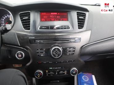 2012 - kia k7