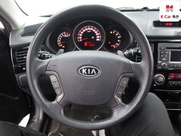 2009 - kia roche