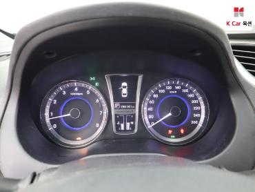 2012 - hyundai grandeur