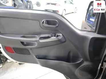 2016 - kia bongo iii